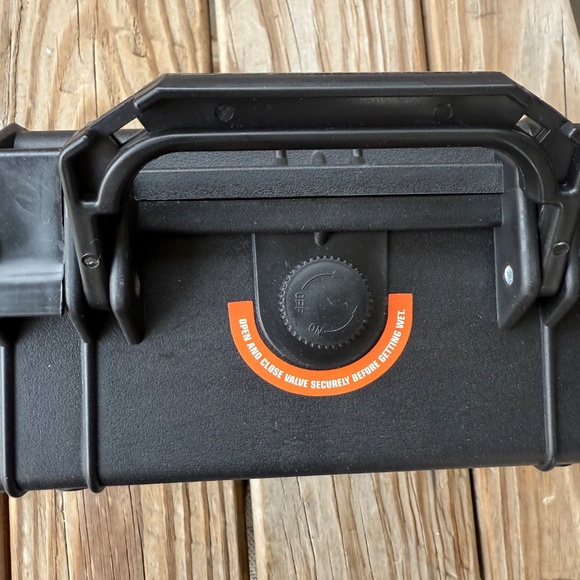 Apache 1800 weatherproof protection case - Picture 5 of 6